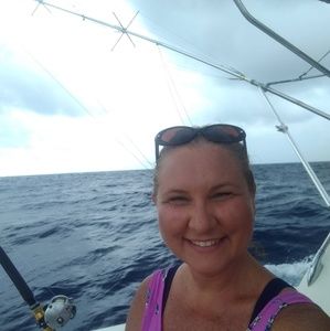 Meet your Posher, Debby